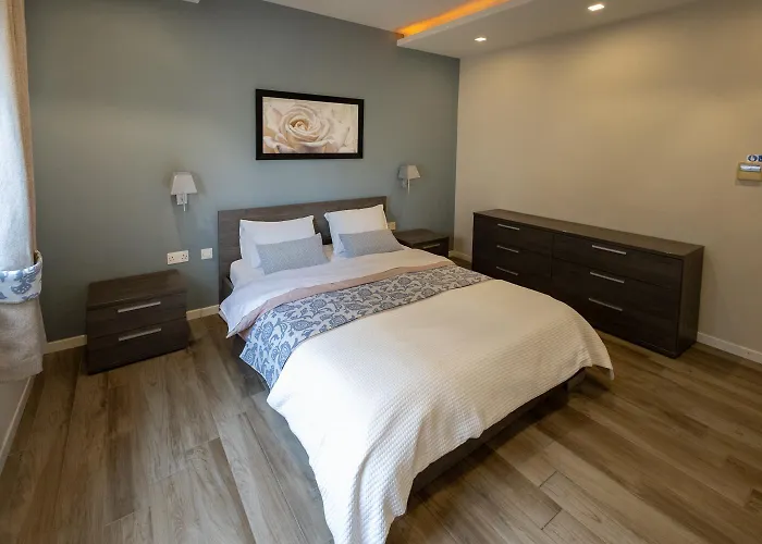 Four Seasons 9 St. Paul's Bay